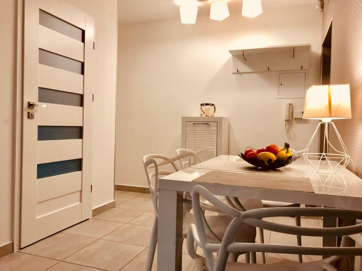 Apartamenty Aleksandry Apartament Przy Parku Świnoujście Buitenkant foto